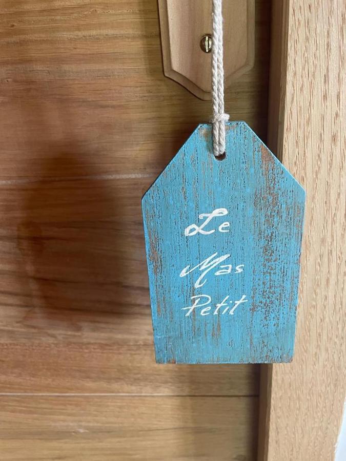 Le Mas Petit Thuir Ngoại thất bức ảnh